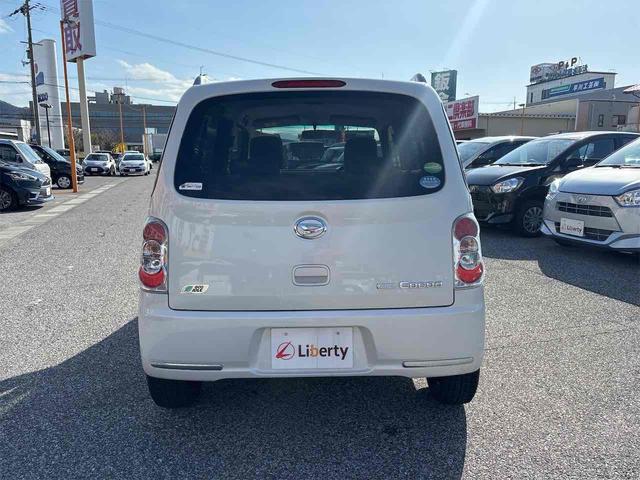 ミラココア ココアプラスＸ　スマートキー　アイドリングストップ　電動格納ミラー　ベンチシート　ＣＶＴ　ＡＢＳ　ＣＤ　ミュージックプレイヤー接続可　ルーフレール　エアコン　パワーウィンドウ（9枚目）