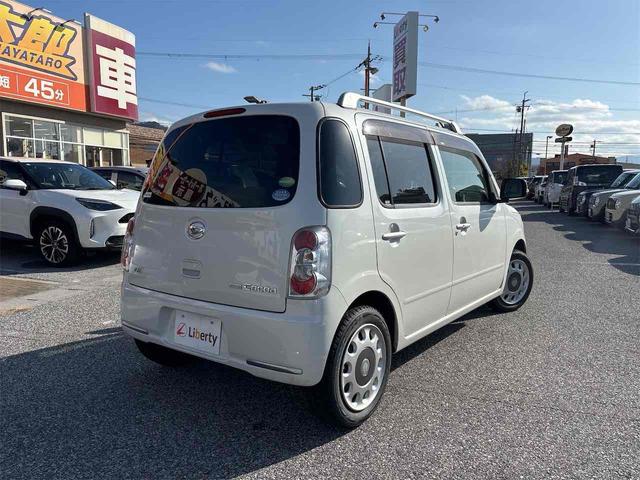 ミラココア ココアプラスＸ　スマートキー　アイドリングストップ　電動格納ミラー　ベンチシート　ＣＶＴ　ＡＢＳ　ＣＤ　ミュージックプレイヤー接続可　ルーフレール　エアコン　パワーウィンドウ（10枚目）