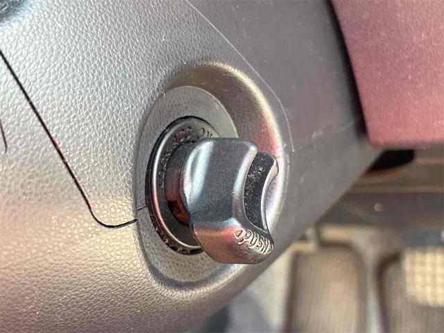 ミラココア ココアプラスＸ　スマートキー　アイドリングストップ　電動格納ミラー　ベンチシート　ＣＶＴ　ＡＢＳ　ＣＤ　ミュージックプレイヤー接続可　ルーフレール　エアコン　パワーウィンドウ（17枚目）