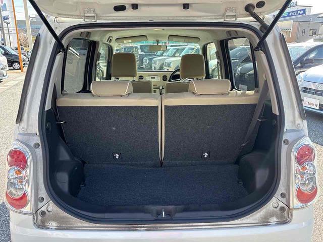 ミラココア ココアプラスＸ　スマートキー　アイドリングストップ　電動格納ミラー　ベンチシート　ＣＶＴ　ＡＢＳ　ＣＤ　ミュージックプレイヤー接続可　ルーフレール　エアコン　パワーウィンドウ（21枚目）