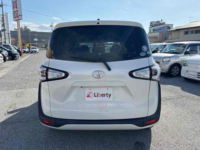 シエンタ Ｘ　ＥＴＣ　バックカメラ　ナビ　ＴＶ　両側スライド・片側電動　スマートキー　アイドリングストップ　電動格納ミラー　３列シート　ＣＶＴ　アルミホイール　衝突安全ボディ　ＡＢＳ　ＥＳＣ（19枚目）