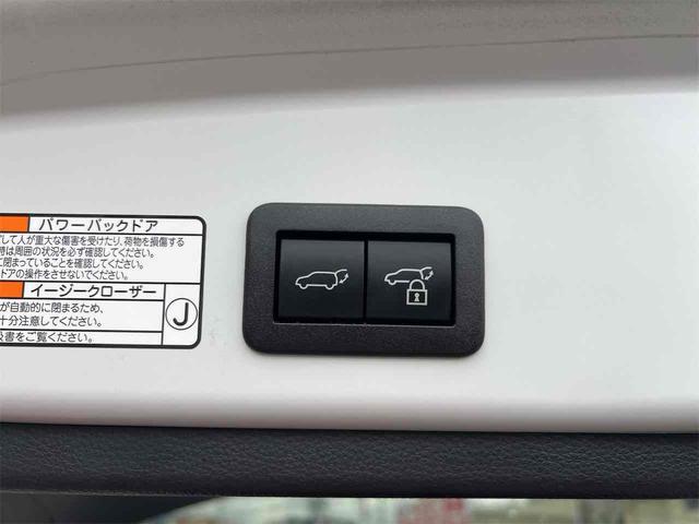 カローラクロス ハイブリッド　Ｚ　純正ナビ　全周囲カメラ　クリアランスソナー　オートクルーズコントロール　レーンアシスト　パワーシート　パークアシスト　衝突被害軽減システム　電子パーキング　オートマチックハイビーム　ＬＥＤヘッドランプ（27枚目）