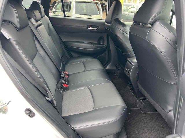 カローラクロス ハイブリッド　Ｚ　純正ナビ　全周囲カメラ　クリアランスソナー　オートクルーズコントロール　レーンアシスト　パワーシート　パークアシスト　衝突被害軽減システム　電子パーキング　オートマチックハイビーム　ＬＥＤヘッドランプ（32枚目）