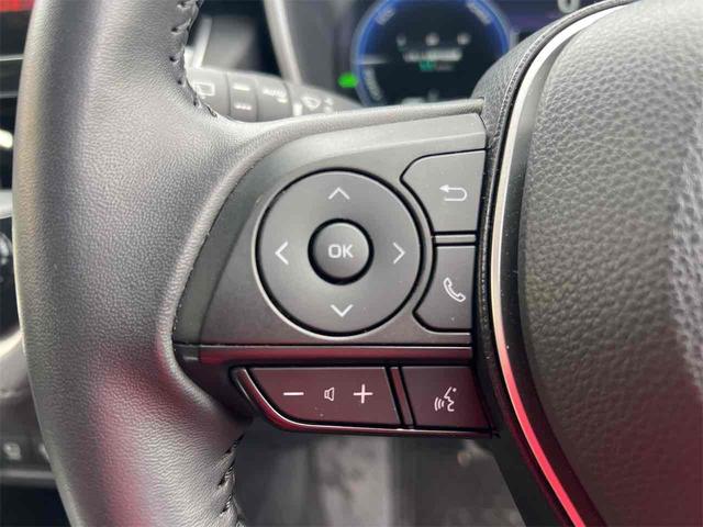 カローラクロス ハイブリッド　Ｚ　純正ナビ　全周囲カメラ　クリアランスソナー　オートクルーズコントロール　レーンアシスト　パワーシート　パークアシスト　衝突被害軽減システム　電子パーキング　オートマチックハイビーム　ＬＥＤヘッドランプ（35枚目）