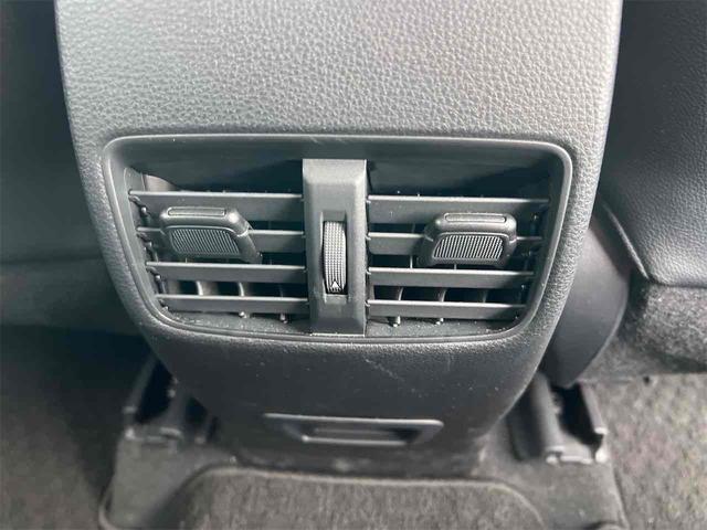 カローラクロス ハイブリッド　Ｚ　純正ナビ　全周囲カメラ　クリアランスソナー　オートクルーズコントロール　レーンアシスト　パワーシート　パークアシスト　衝突被害軽減システム　電子パーキング　オートマチックハイビーム　ＬＥＤヘッドランプ（44枚目）