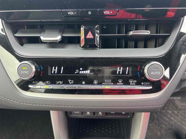 カローラクロス ハイブリッド　Ｚ　純正ナビ　全周囲カメラ　クリアランスソナー　オートクルーズコントロール　レーンアシスト　パワーシート　パークアシスト　衝突被害軽減システム　電子パーキング　オートマチックハイビーム　ＬＥＤヘッドランプ（50枚目）