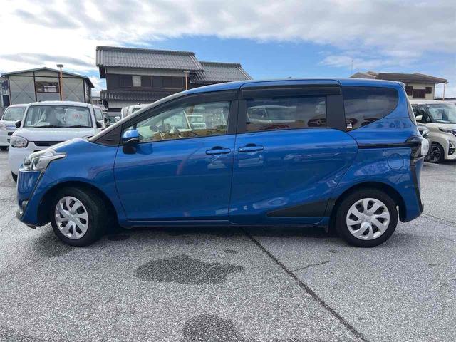 シエンタ Ｘ　ナビ　Ｂｌｕｅｔｏｏｔｈ対応　ＥＴＣ　バックカメラ　両側スライド・片側電動　キーレスエントリー　アイドリングストップ　電動格納ミラー　３列シート　ＣＶＴ　ＣＤ　ＵＳＢ　ミュージックプレイヤー接続可（14枚目）