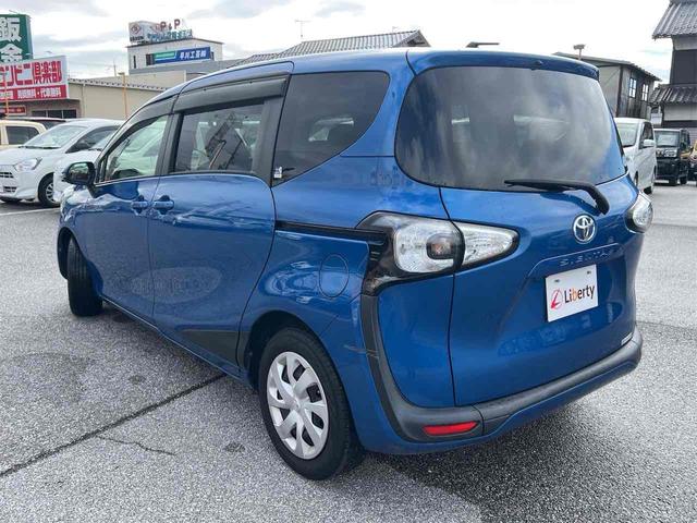 シエンタ Ｘ　ナビ　Ｂｌｕｅｔｏｏｔｈ対応　ＥＴＣ　バックカメラ　両側スライド・片側電動　キーレスエントリー　アイドリングストップ　電動格納ミラー　３列シート　ＣＶＴ　ＣＤ　ＵＳＢ　ミュージックプレイヤー接続可（17枚目）