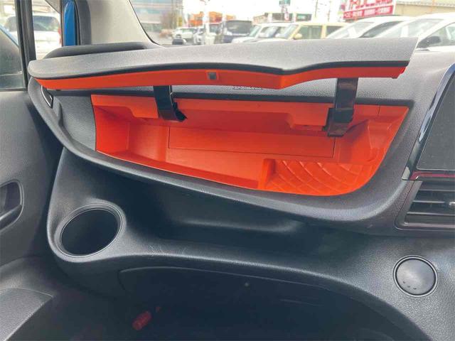 シエンタ Ｘ　ナビ　Ｂｌｕｅｔｏｏｔｈ対応　ＥＴＣ　バックカメラ　両側スライド・片側電動　キーレスエントリー　アイドリングストップ　電動格納ミラー　３列シート　ＣＶＴ　ＣＤ　ＵＳＢ　ミュージックプレイヤー接続可（45枚目）