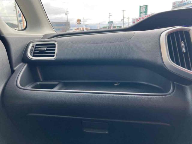 ソリオ ハイブリッドＭＸ　ＥＴＣ　両側スライド・片側電動　アルミホイール　オートライト　スマートキー　アイドリングストップ　電動格納ミラー　シートヒーター　ＣＶＴ　盗難防止システム　衝突安全ボディ　ＡＢＳ　ＥＳＣ　エアコン（11枚目）