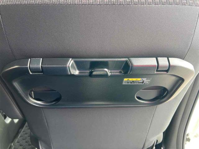 ソリオ ハイブリッドＭＸ　ＥＴＣ　両側スライド・片側電動　アルミホイール　オートライト　スマートキー　アイドリングストップ　電動格納ミラー　シートヒーター　ＣＶＴ　盗難防止システム　衝突安全ボディ　ＡＢＳ　ＥＳＣ　エアコン（37枚目）