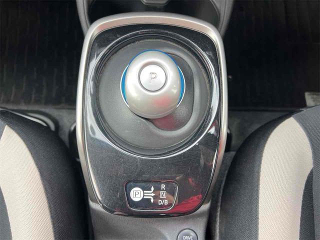 ノート ｅ－パワー　Ｘ　純正ナビ　Ｂｌｕｅｔｏｏｔｈ対応　ＥＴＣ　全周囲カメラ　ＴＶ　クリアランスソナー　レーンアシスト　衝突被害軽減システム　スマートキー　電動格納ミラー　ＣＶＴ　盗難防止システム　衝突安全ボディ（40枚目）