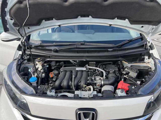 フリード Ｇ・ホンダセンシング　バックカメラ　クリアランスソナー　オートクルーズコントロール　レーンアシスト　衝突被害軽減システム　両側電動スライドドア　オートライト　スマートキー　アイドリングストップ　電動格納ミラー　３列シート（15枚目）