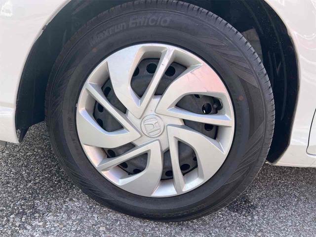 フリード Ｇ・ホンダセンシング　バックカメラ　クリアランスソナー　オートクルーズコントロール　レーンアシスト　衝突被害軽減システム　両側電動スライドドア　オートライト　スマートキー　アイドリングストップ　電動格納ミラー　３列シート（16枚目）