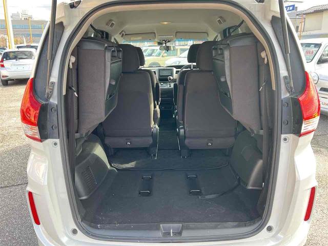 フリード Ｇ・ホンダセンシング　バックカメラ　クリアランスソナー　オートクルーズコントロール　レーンアシスト　衝突被害軽減システム　両側電動スライドドア　オートライト　スマートキー　アイドリングストップ　電動格納ミラー　３列シート（23枚目）