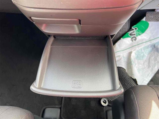 フリード Ｇ・ホンダセンシング　バックカメラ　クリアランスソナー　オートクルーズコントロール　レーンアシスト　衝突被害軽減システム　両側電動スライドドア　オートライト　スマートキー　アイドリングストップ　電動格納ミラー　３列シート（35枚目）