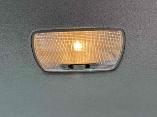 フリード Ｇ・ホンダセンシング　バックカメラ　クリアランスソナー　オートクルーズコントロール　レーンアシスト　衝突被害軽減システム　両側電動スライドドア　オートライト　スマートキー　アイドリングストップ　電動格納ミラー　３列シート（36枚目）