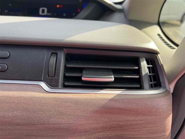 フリード Ｇ・ホンダセンシング　バックカメラ　クリアランスソナー　オートクルーズコントロール　レーンアシスト　衝突被害軽減システム　両側電動スライドドア　オートライト　スマートキー　アイドリングストップ　電動格納ミラー　３列シート（39枚目）