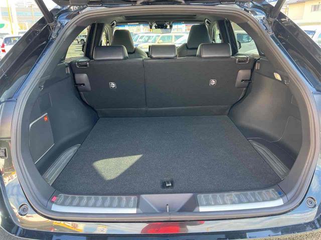 ハリアー Ｚ　ガラスルーフ　ディスプレイオーディオ　バックカメラ　クリアランスソナー　オートクルーズコントロール　レーンアシスト　パワーシート　衝突被害軽減システム　オートマチックハイビーム　ＬＥＤヘッドランプ（21枚目）