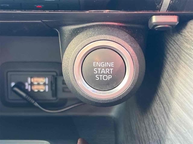 ハリアー Ｚ　ガラスルーフ　ディスプレイオーディオ　バックカメラ　クリアランスソナー　オートクルーズコントロール　レーンアシスト　パワーシート　衝突被害軽減システム　オートマチックハイビーム　ＬＥＤヘッドランプ（34枚目）