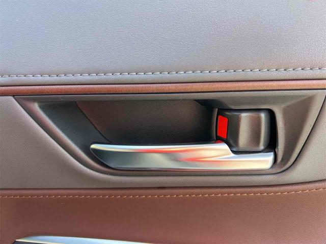 ハリアー Ｚ　ガラスルーフ　ディスプレイオーディオ　バックカメラ　クリアランスソナー　オートクルーズコントロール　レーンアシスト　パワーシート　衝突被害軽減システム　オートマチックハイビーム　ＬＥＤヘッドランプ（46枚目）