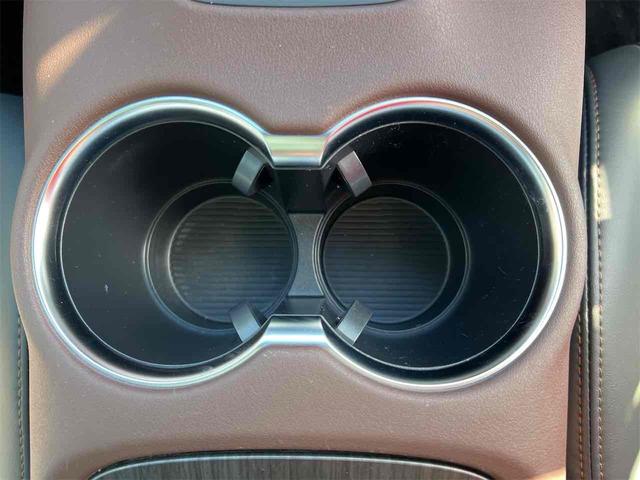 ハリアー Ｚ　ガラスルーフ　ディスプレイオーディオ　バックカメラ　クリアランスソナー　オートクルーズコントロール　レーンアシスト　パワーシート　衝突被害軽減システム　オートマチックハイビーム　ＬＥＤヘッドランプ（48枚目）