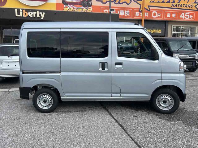 ハイゼットカーゴ ＤＸ　ＣＶＴ　衝突被害軽減システム　クリアランスソナー　両側スライドドア　アイドリングストップ　ＥＳＣ　エアコン　パワーステアリング　パワーウィンドウ　運転席エアバッグ（7枚目）