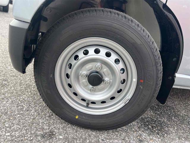 ハイゼットカーゴ ＤＸ　ＣＶＴ　衝突被害軽減システム　クリアランスソナー　両側スライドドア　アイドリングストップ　ＥＳＣ　エアコン　パワーステアリング　パワーウィンドウ　運転席エアバッグ（12枚目）
