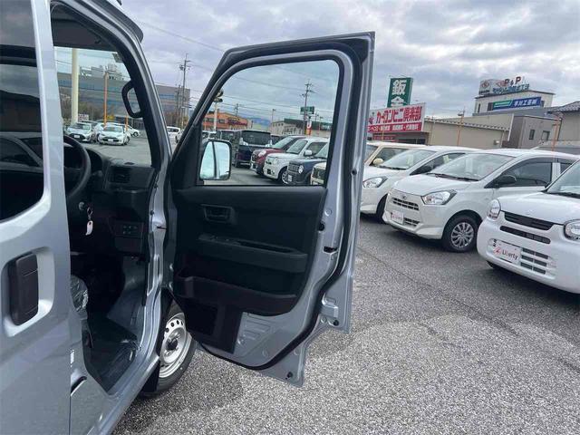 ハイゼットカーゴ ＤＸ　ＣＶＴ　衝突被害軽減システム　クリアランスソナー　両側スライドドア　アイドリングストップ　ＥＳＣ　エアコン　パワーステアリング　パワーウィンドウ　運転席エアバッグ（26枚目）
