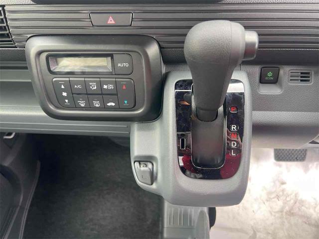 ���i�����ގ��ɕK�����삷�郌�o�[�ł��B����̂��₷�����̂ɂȂ��Ă��܂��B���Ј�x�̊����Ă��������B