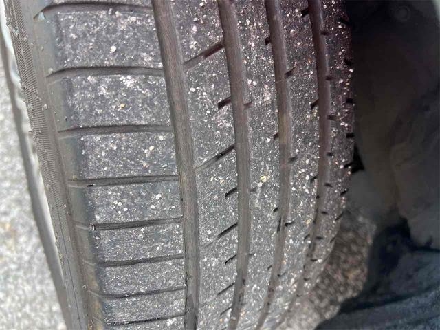 ハリアー Ｚ　レザーパッケージ　ディスプレイオーディオ　コネクテッドナビ　全周囲カメラ　クリアランスソナー　オートクルーズコントロール　パワーシート　衝突被害軽減システム　オートマチックハイビーム　ＬＥＤヘッドランプ　電動リアゲート（21枚目）