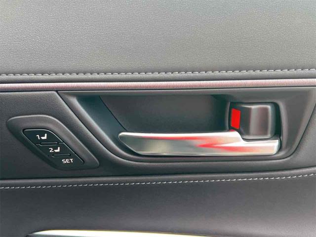 ハリアー Ｚ　レザーパッケージ　ディスプレイオーディオ　コネクテッドナビ　全周囲カメラ　クリアランスソナー　オートクルーズコントロール　パワーシート　衝突被害軽減システム　オートマチックハイビーム　ＬＥＤヘッドランプ　電動リアゲート（44枚目）