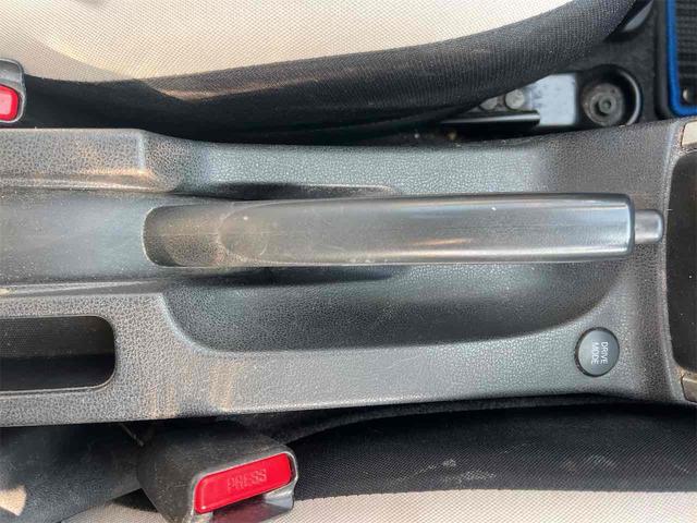 ノート ｅ－パワー　Ｘ　純正ナビ　Ｂｌｕｅｔｏｏｔｈ　全周囲カメラ　ＴＶ　レーンアシスト　衝突被害軽減システム　スマートキー　アイドリングストップ　電動格納ミラー　ＣＶＴ　盗難防止システム　衝突安全ボディ　ＡＢＳ　ＥＳＣ（42枚目）