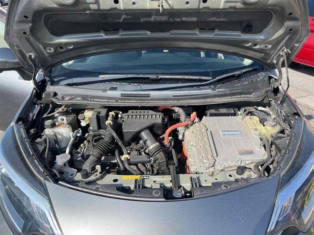 ノート ｅ－パワー　Ｘ　純正ナビ　Ｂｌｕｅｔｏｏｔｈ　全周囲カメラ　ＴＶ　レーンアシスト　衝突被害軽減システム　スマートキー　アイドリングストップ　電動格納ミラー　ＣＶＴ　盗難防止システム　衝突安全ボディ　ＡＢＳ　ＥＳＣ（49枚目）