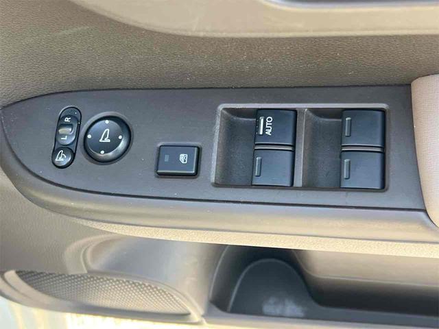 Ｎ－ＷＧＮ Ｌホンダセンシング　純正ディスプレイオーディオ　バックカメラ　ＥＴＣ　クルーズコントロール　クリアランスソナー　レーンアシスト　衝突被害軽減システム　オートライト　スマートキー　電子パーキング　オートブレーキホールド（27枚目）