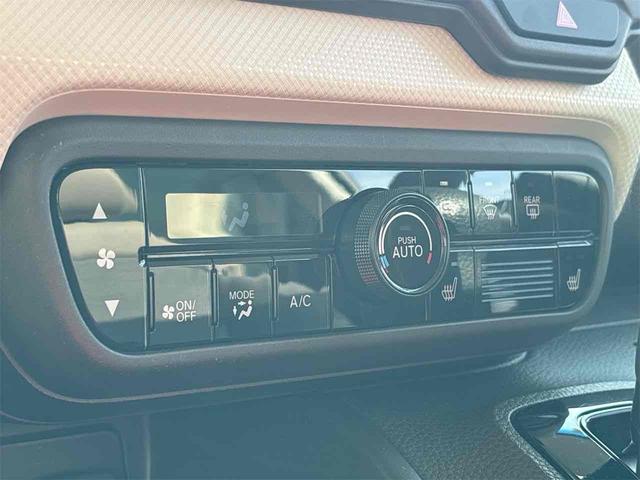 N-BOX L バックカメラ 両側スライド・片側電動 ナビ クリアランスソナー オートクルーズコントロール レーンアシスト オートライト スマートキー アイドリングストップ 電動格納ミラー シートヒーター(9枚目)