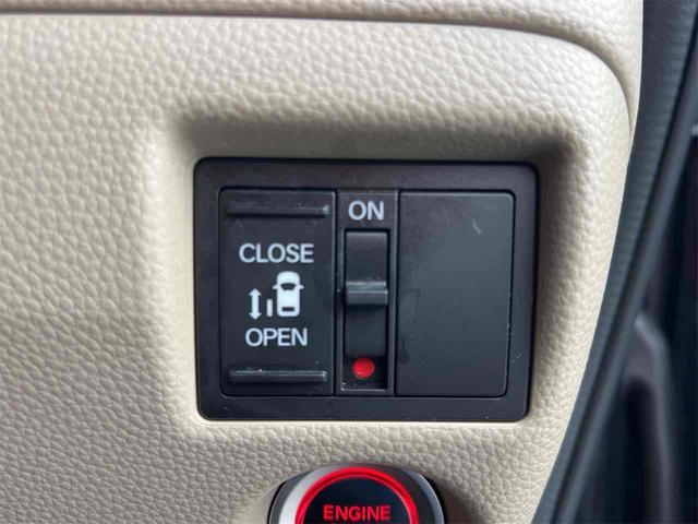 Ｎ－ＢＯＸ Ｇ・Ｌホンダセンシング　ＥＴＣ　バックカメラ　両側スライド・片側電動　ナビ　ＴＶ　クリアランスソナー　オートクルーズコントロール　レーンアシスト　衝突被害軽減システム　オートライト　スマートキー　アイドリングストップ（12枚目）