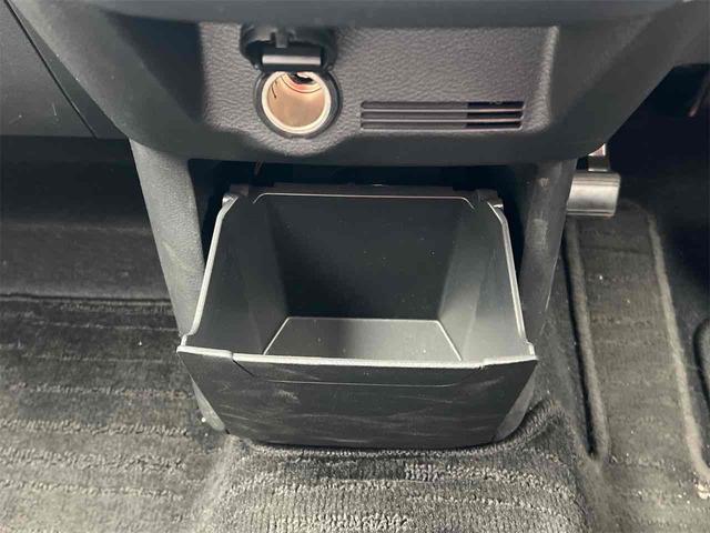 デイズ Ｘ　全周囲カメラ　ナビ　ＴＶ　クリアランスソナー　オートライト　スマートキー　アイドリングストップ　電動格納ミラー　シートヒーター　ベンチシート　ＣＶＴ　ＣＤ　ＵＳＢ（40枚目）