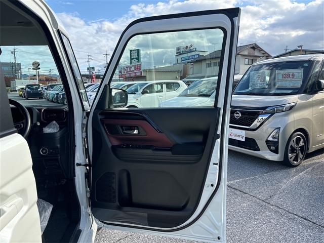 スペーシアカスタム ハイブリッドＧＳ　両側スライド・片側電動　クリアランスソナー　オートクルーズコントロール　レーンアシスト　衝突被害軽減システム　オートライト　ＬＥＤヘッドランプ　スマートキー　アイドリングストップ　電動格納ミラー（36枚目）