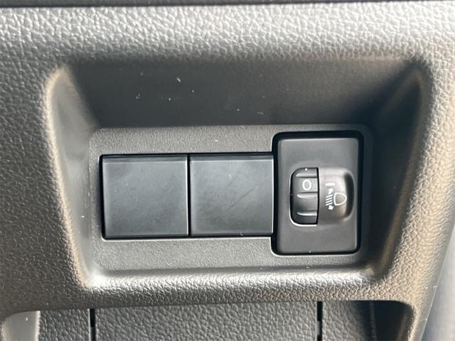 スペーシア ハイブリッドＧ　両側スライドドア　クリアランスソナー　衝突被害軽減システム　ＬＥＤヘッドランプ　スマートキー　アイドリングストップ　電動格納ミラー　ベンチシート　ＣＶＴ　盗難防止システム　ＡＢＳ　ＥＳＣ（11枚目）