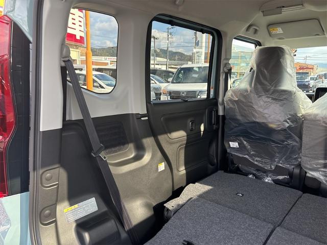 スペーシア ハイブリッドＸ　両側電動スライドドア　クリアランスソナー　衝突被害軽減システム　オートライト　ＬＥＤヘッドランプ　スマートキー　アイドリングストップ　電動格納ミラー　シートヒーター　ベンチシート　ＣＶＴ（43枚目）