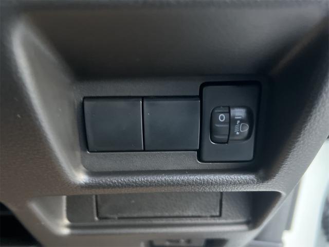 スペーシア ハイブリッドＧ　クリアランスソナー　衝突被害軽減システム　オートライト　ＬＥＤヘッドランプ　スマートキー　アイドリングストップ　電動格納ミラー　ベンチシート　ＣＶＴ　盗難防止システム　ＡＢＳ　ＥＳＣ　衝突安全ボディ（12枚目）