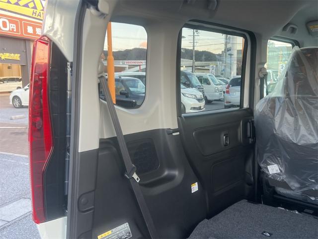 スペーシア ハイブリッドＧ　クリアランスソナー　衝突被害軽減システム　オートライト　ＬＥＤヘッドランプ　スマートキー　アイドリングストップ　電動格納ミラー　ベンチシート　ＣＶＴ　盗難防止システム　ＡＢＳ　ＥＳＣ　衝突安全ボディ（29枚目）