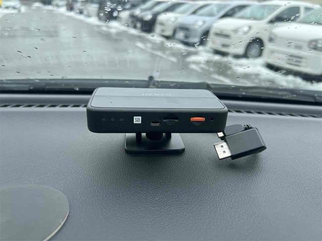 ミライース Ｌ　ＳＡＩＩＩ　クリアランスソナー　衝突被害軽減システム　オートマチックハイビーム　キーレスエントリー　アイドリングストップ　ＣＶＴ　ＡＢＳ　ＥＳＣ　ＣＤ　ミュージックプレイヤー接続可（10枚目）