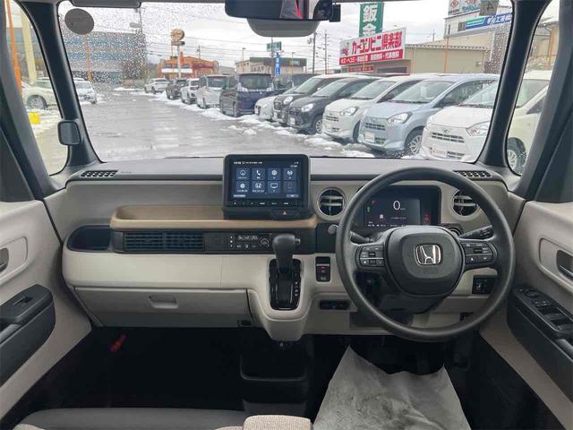 Ｎ－ＢＯＸ ベースグレード　ＥＴＣ　バックカメラ　両側スライド・片側電動　ナビ　ＴＶ　クリアランスソナー　オートクルーズコントロール　レーンアシスト　オートライト　スマートキー　電動格納ミラー　ベンチシート　ＣＶＴ　ＥＳＣ（5枚目）