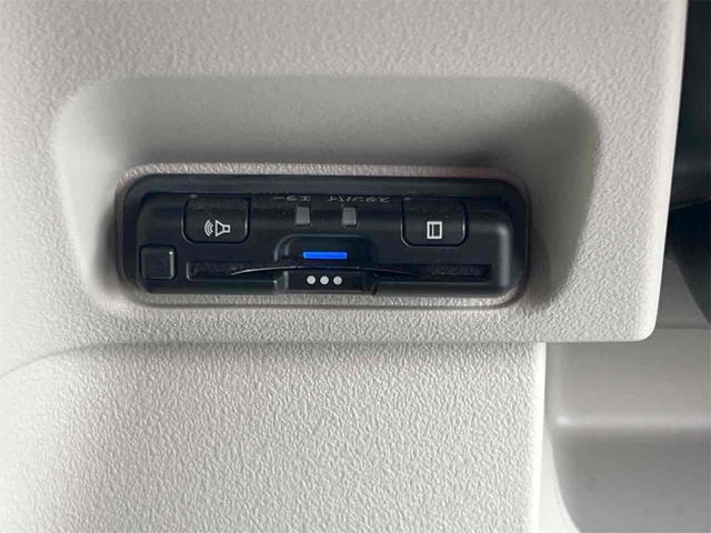 Ｎ－ＢＯＸ ベースグレード　ＥＴＣ　バックカメラ　両側スライド・片側電動　ナビ　ＴＶ　クリアランスソナー　オートクルーズコントロール　レーンアシスト　オートライト　スマートキー　電動格納ミラー　ベンチシート　ＣＶＴ　ＥＳＣ（12枚目）