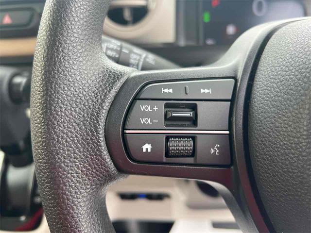 Ｎ－ＢＯＸ ベースグレード　ＥＴＣ　バックカメラ　両側スライド・片側電動　ナビ　ＴＶ　クリアランスソナー　オートクルーズコントロール　レーンアシスト　オートライト　スマートキー　電動格納ミラー　ベンチシート　ＣＶＴ　ＥＳＣ（14枚目）