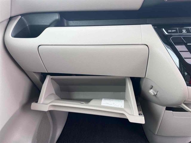 ルークス Ｘ　全周囲カメラ　両側スライド・片側電動　ナビ　ＴＶ　クリアランスソナー　オートライト　スマートキー　アイドリングストップ　電動格納ミラー　ベンチシート　ＣＶＴ　ＣＤ　ＤＶＤ再生（42枚目）