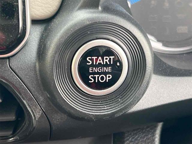 デイズ Ｘ　全周囲カメラ　ナビ　ＴＶ　クリアランスソナー　オートライト　スマートキー　アイドリングストップ　電動格納ミラー　ベンチシート　ＣＶＴ　ＵＳＢ　Ｂｌｕｅｔｏｏｔｈ　アルミホイール　エアコン（11枚目）