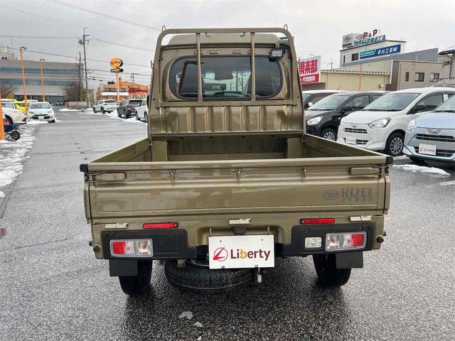 ハイゼットトラック ジャンボエクストラ　４ＷＤ　ＣＶＴ　衝突被害軽減システム　クリアランスソナー　アイドリングストップ　電動格納ミラー　オートライト　ＥＳＣ　エアコン　運転席エアバッグ（9枚目）